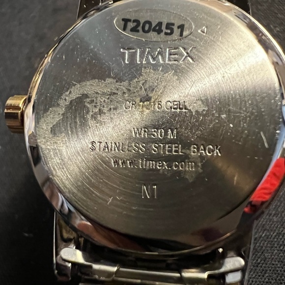 Timex Gold & Silver Indiglo Vintage Stretch Watch - Picture 3 of 3